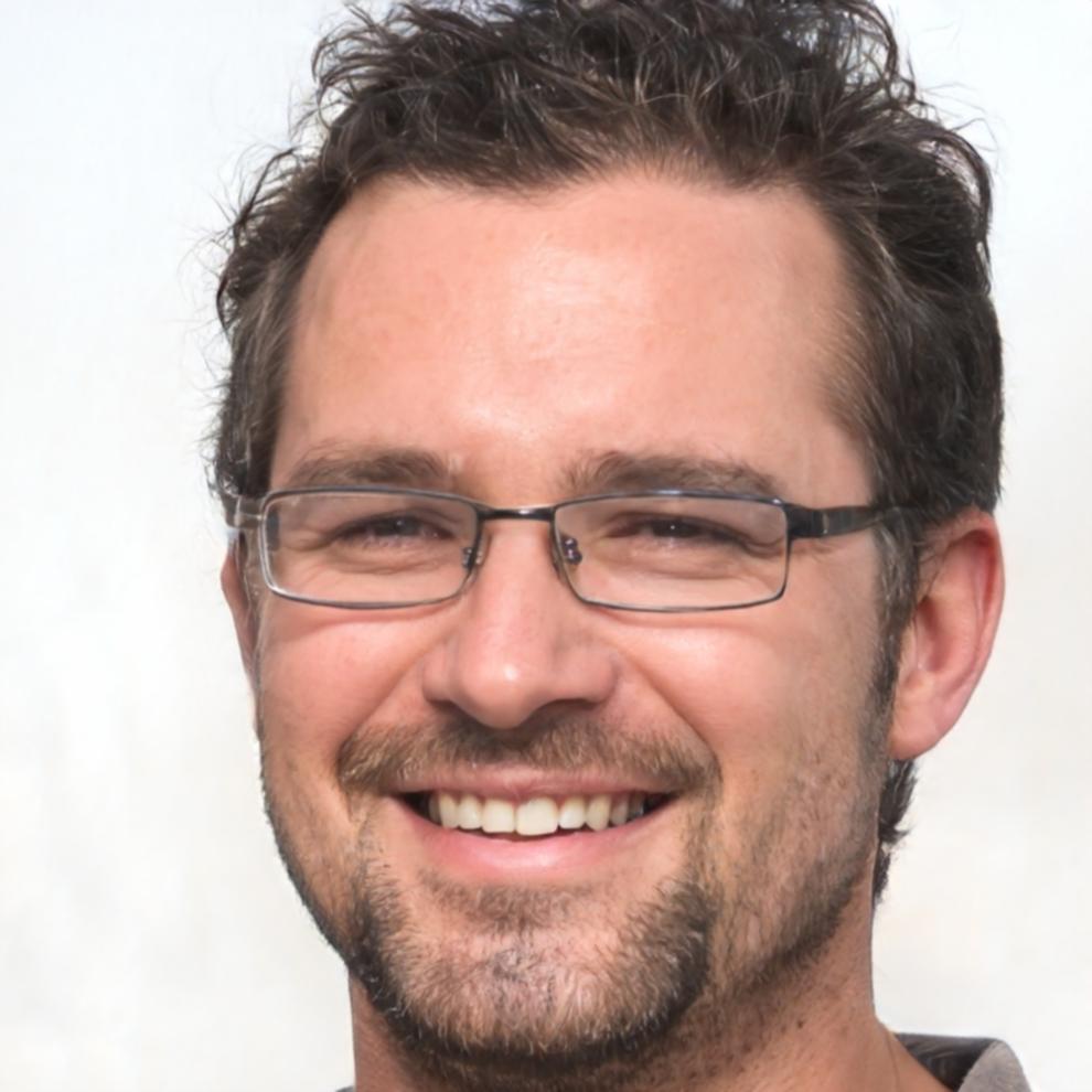 Retrato de Carlos Mendoza, especialista en fintech